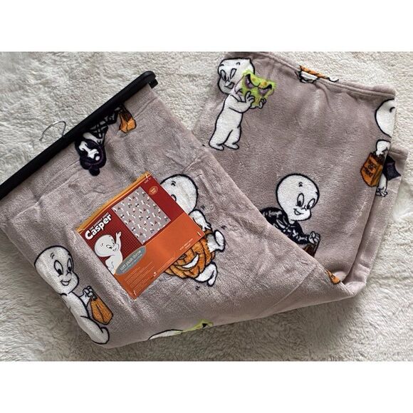 Casper The Friendly Ghost Plush Soft Blanket Throw 50x70” Halloween Costumes NEW - Picture 7 of 12